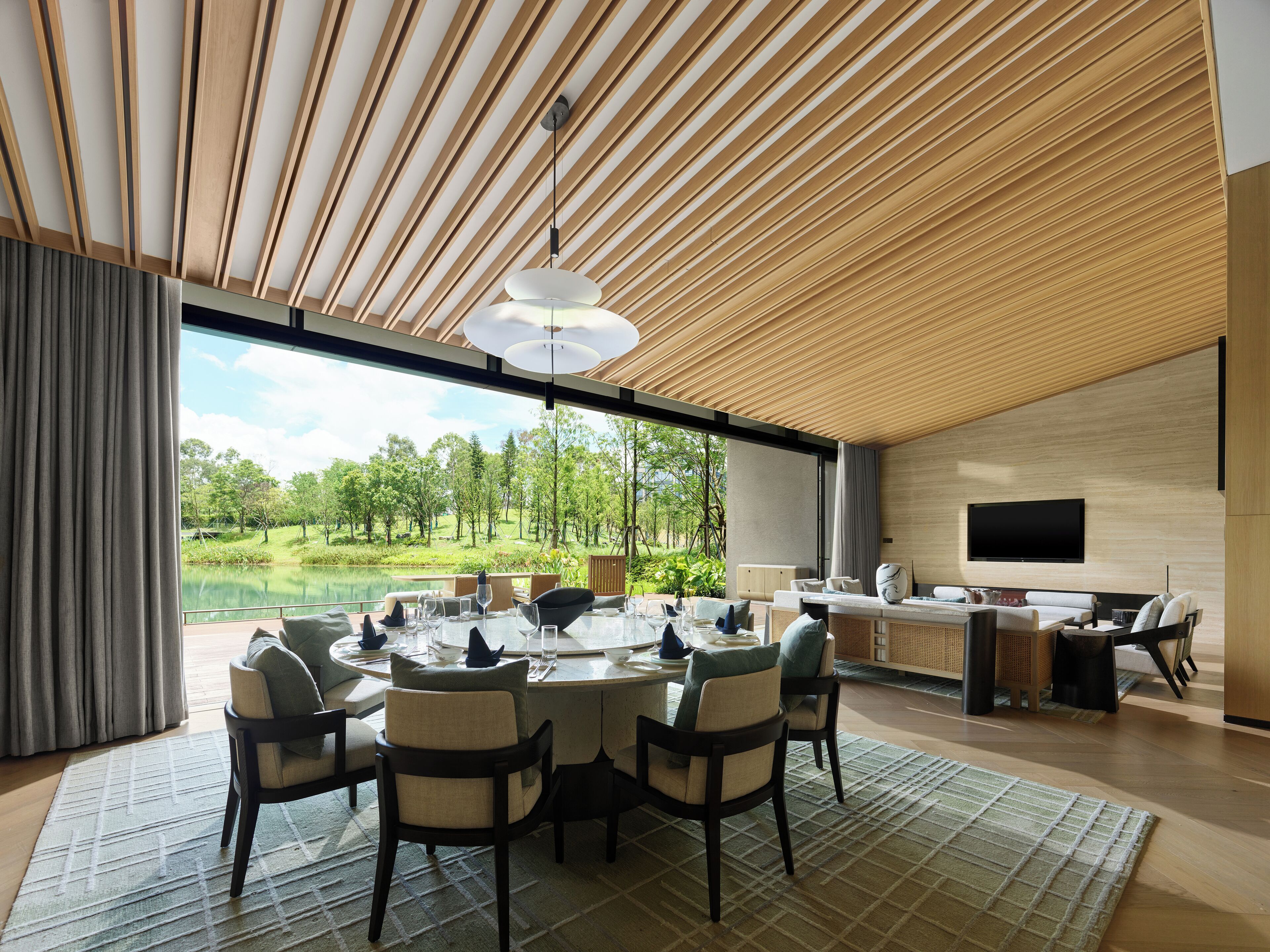 Presidential Onsen Pool Villa | Restaurant | 2 restaurants, breakfast, lunch, dinner served; Thai cuisine 