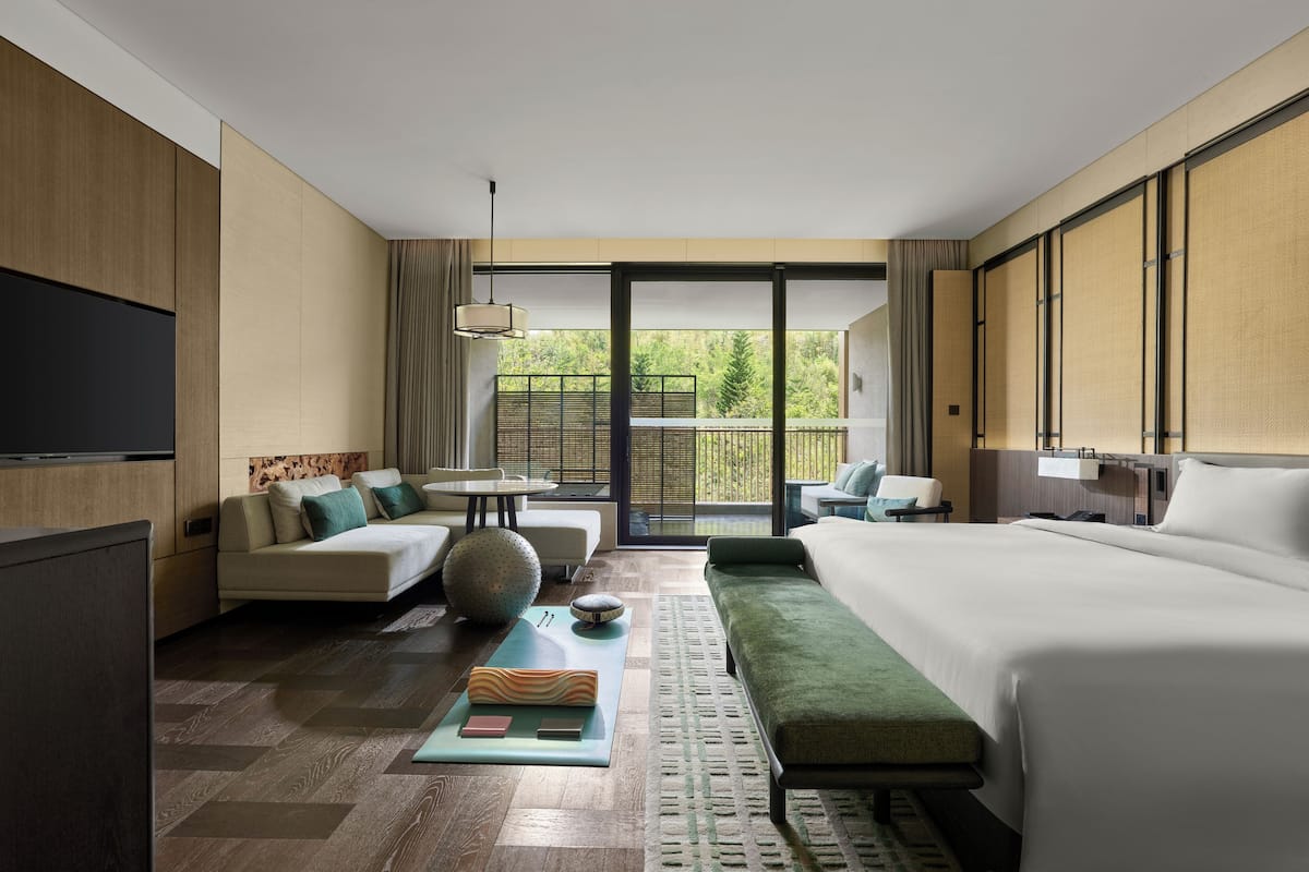 Room, 1 King Bed, Hill View (Banyan Wellbeing) | 1 bedroom, premium bedding, down comforters, pillowtop beds