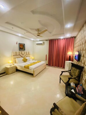 1 bedroom, iron/ironing board, free WiFi