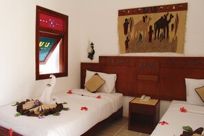 Comfort Double Room Single Use | Minibar, in-room safe, desk, laptop workspace - Sharm Inn Amarein - Boutique Hotel (Sharm El Sheikh)