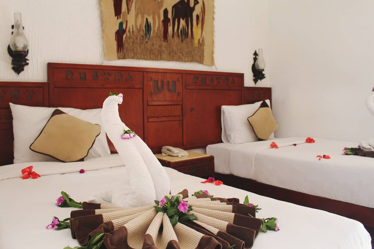Standard Double or Twin Room | 1 bedroom, minibar, in-room safe, desk