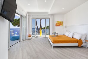 6 Schlafzimmer, Zimmersafe, Bügeleisen/Bügelbrett, Reisekinderbett