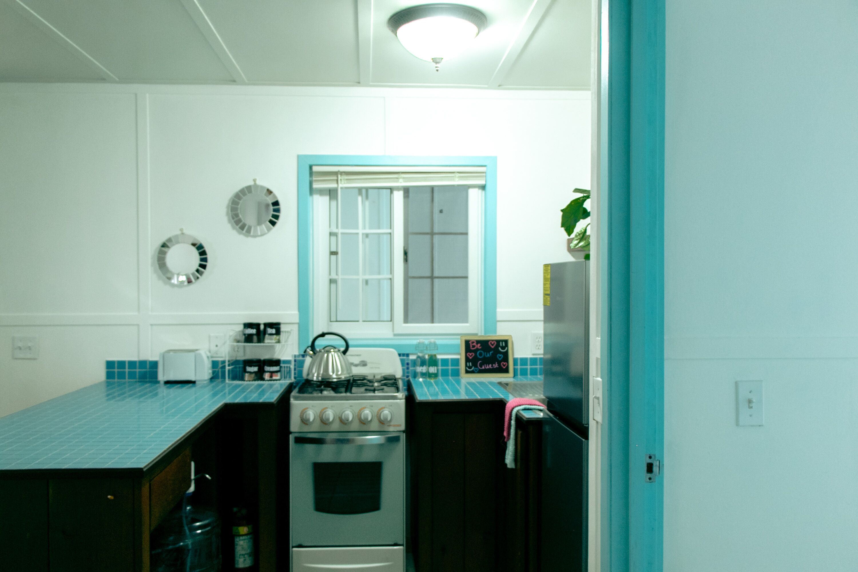 Cookware/dishes/utensils