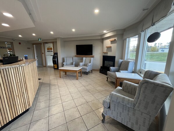 Interior - Western Long Stay Whitecourt 1 (Whitecourt)