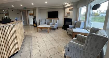 Western Long Stay Whitecourt 1