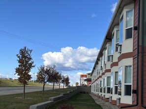 Exterior - Western Long Stay Whitecourt 1 (Whitecourt)