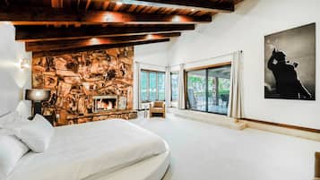 5 soverom, strykejern/-brett, wi-fi (inkludert) og sengetøy