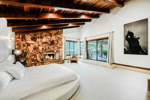 5 soverom, strykejern/-brett, wi-fi (inkludert) og sengetøy