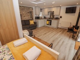 1 bedroom, individually decorated, individually furnished, free WiFi