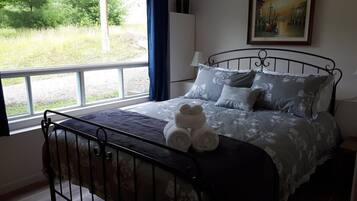 5 dormitorios, tabla de planchar con plancha, wifi y ropa de cama