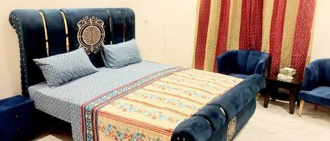 1 bedroom, iron/ironing board, bed sheets