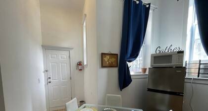 Elegant Studio near NYC – Bright & Modern