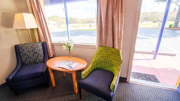 1 غرفة نوم ومكتب ومكواة/لوح كي وواي فاي مجانًا