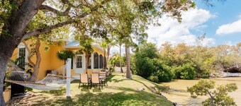 Grand Cayman's Award-Winning Shangri-La Bed & Breakfast-Quiet Bougainvillea Room