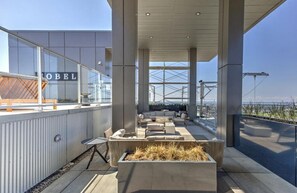 Terrace/patio - BRANDNEW LUXURY CONDO DIX30 (Brossard)