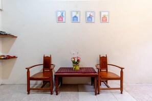 Lobby - OYO Life 2786 Puri Felicia 1 (Medan)