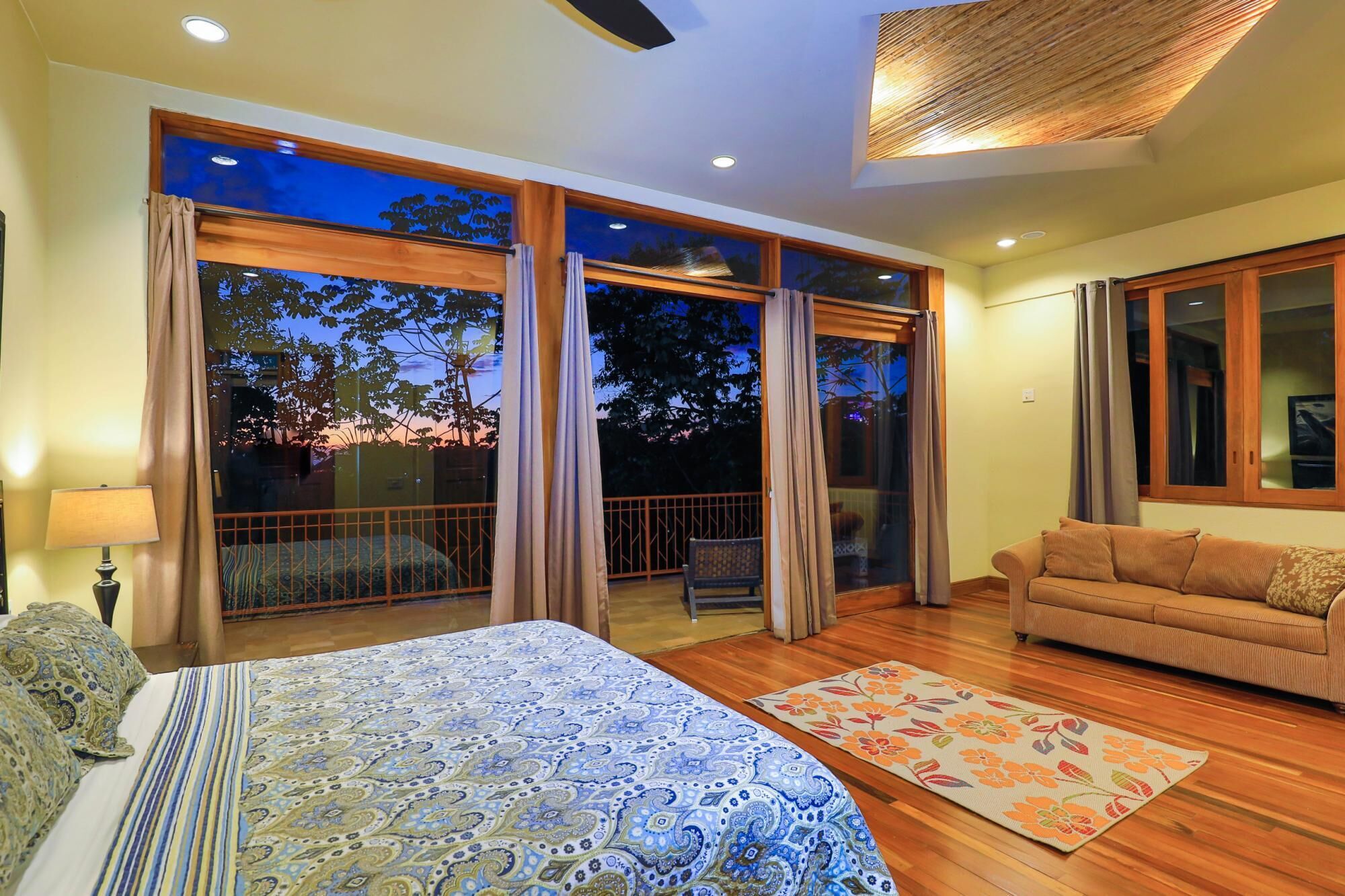 Biệt thự | 6 phòng ngủ 