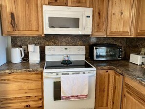 Microwave, oven, stovetop, dishwasher