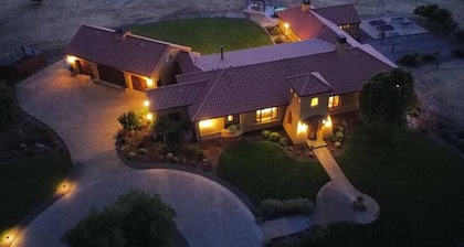 * NEW Listing * Villa Valentina: 3.5 Acre Tuscan Estate