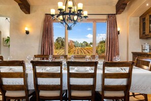 Dining - Villa Valentina: Situated on 3.5 picturesque wine country acres surrounded by vineyards (Santa Rosa)