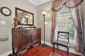 Interior - Historic Victorian Home Downtown (Copperhill)