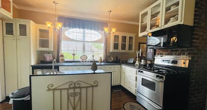Historic Victorian Home Downtown