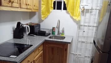 Fridge, microwave, stovetop, electric kettle