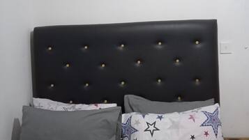 1 Schlafzimmer, Zimmersafe, Bügeleisen/Bügelbrett, kostenloses WLAN