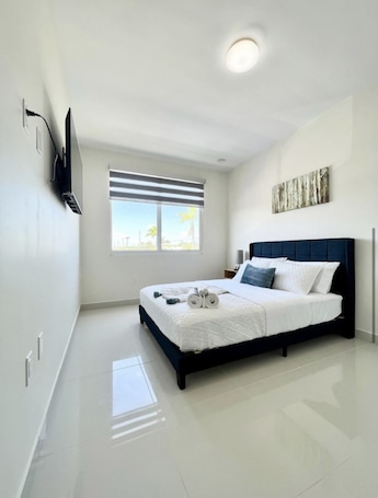 3 Schlafzimmer, Bügeleisen/Bügelbrett, WLAN, Bettwäsche. Modern Townhouse 3 bedrooms & BBQ! Between Miami & The Keys
