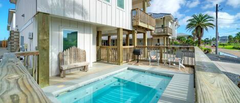 House (4 Bedrooms) | Front of property