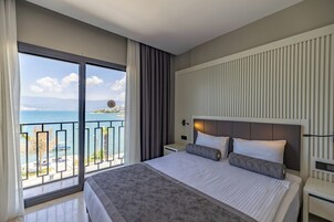 Minibar, soundproofing, free WiFi