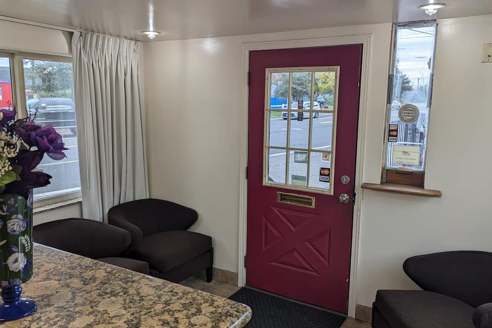 Portland Value Inn