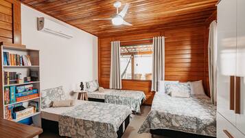 4 chambres, bureau, fer et planche Ă  repasser, Wi-Fi
