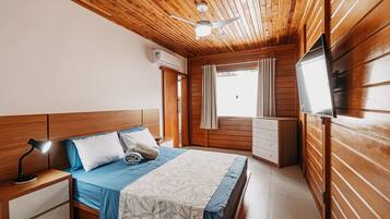 4 chambres, bureau, fer et planche Ă repasser, Wi-Fi