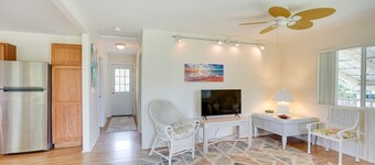 Captain Cook Home on Quiet 3 Acres w/ Fruit Trees