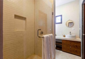 Bathroom - Minimalistic Coup De Coeur In Town - 2 Rooms Unit (Tulum)
