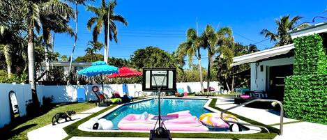 Outdoor pool, a heated pool
