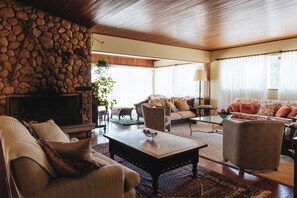Villa | Living area | TV