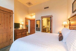 2 chambres, lit parapluie, Wi-Fi, draps fournis