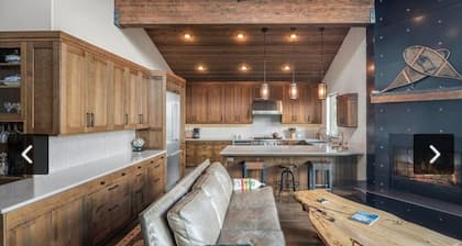 Ski-in/out Mod/Indust Luxe Schweitzer Mountain