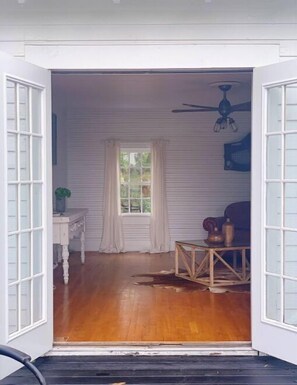 Interior - Millarden Farms Bunk House (Woodbury)