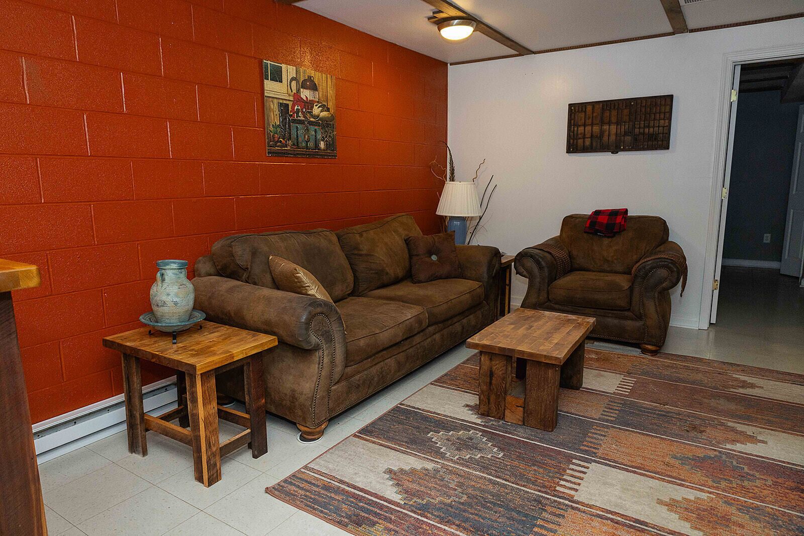 Hidden Tracks, Long Term Stays Welcome - Malvern, OH