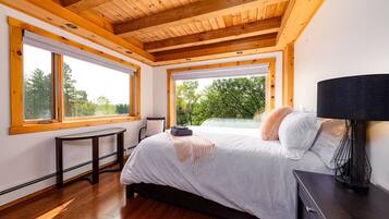 2 dormitorios, tabla de planchar con plancha, wifi y ropa de cama