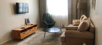 Spacious 3Bedroom in Greatwall Gardens