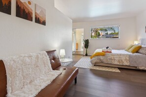 4 habitaciones, escritorio, tabla de planchar con plancha y wifi gratis 