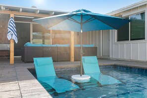 Terrace/patio - Old Town Scottsdale Desert Oasis- FREE heated pool (Scottsdale)