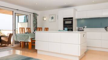 Fridge, dishwasher, electric kettle, toaster