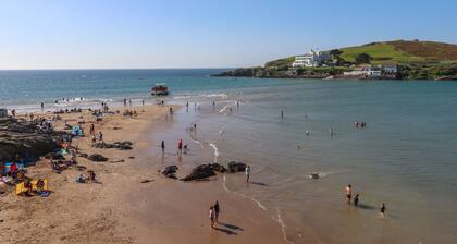 4 Burgh Island Causeway