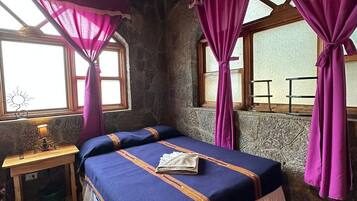 Quadrupla Comfort, 2 letti matrimoniali | 1 camera, Wi-Fi gratuito, lenzuola