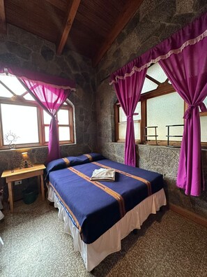 Comfort Quadruple Room, 2 Double Beds | Free WiFi, bed sheets